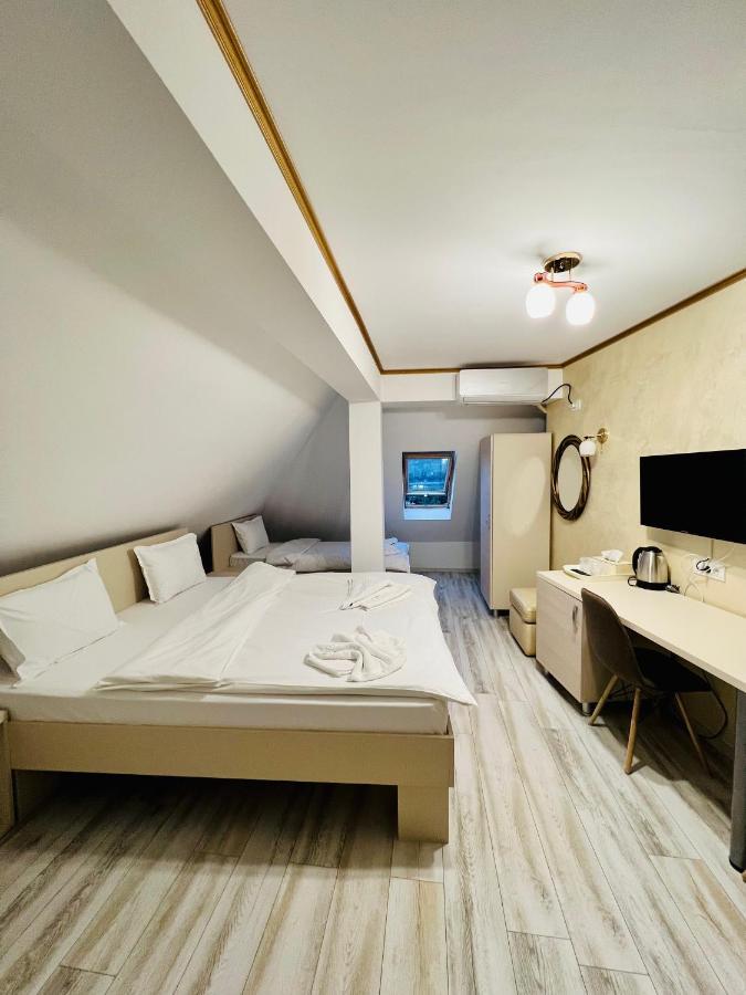 Hotel Marina Srl Bucharest Exterior photo